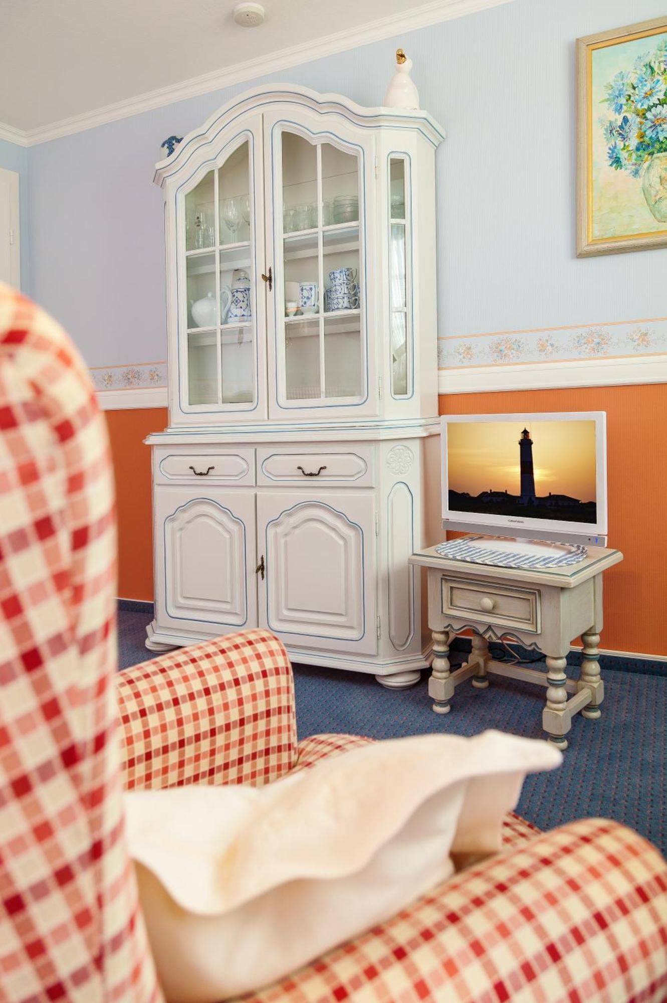 Hotel Wiesbaden Wenningstedt-Braderup Zimmer foto