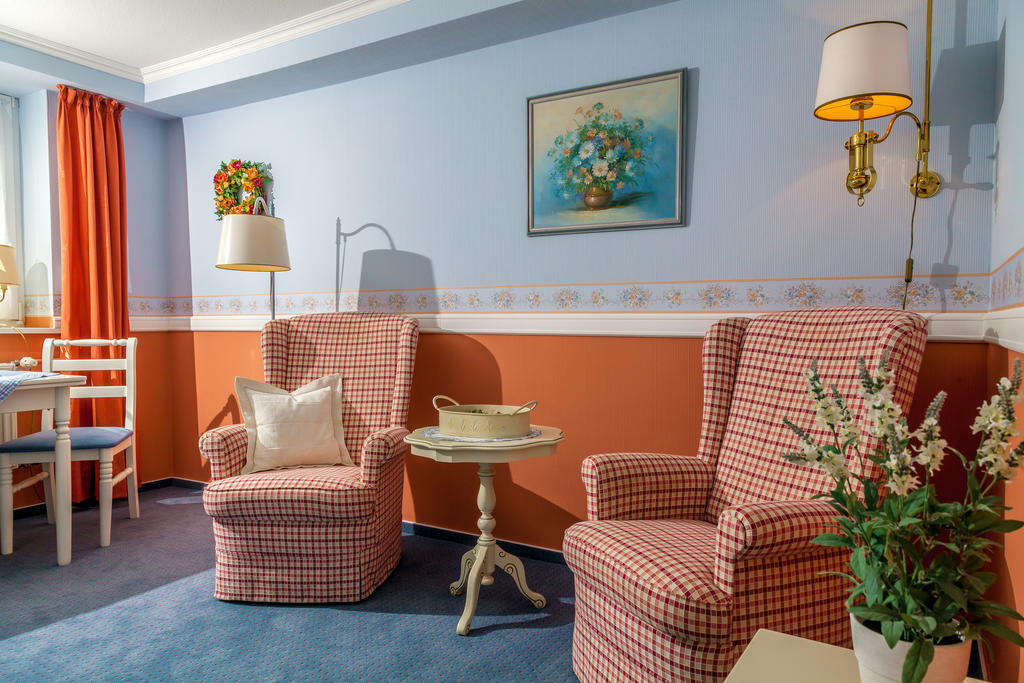 Hotel Wiesbaden Wenningstedt-Braderup Zimmer foto